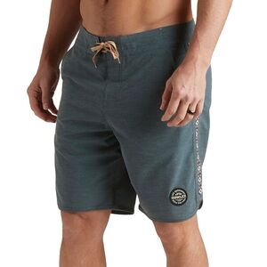 HOWLER BROTHERS bruja deluxe boardshort in elixir blue